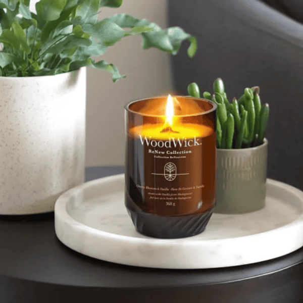 ⁦נר WoodWick - Cherry Blossom And Vanilla Large⁩ – תמונה ⁦3⁩