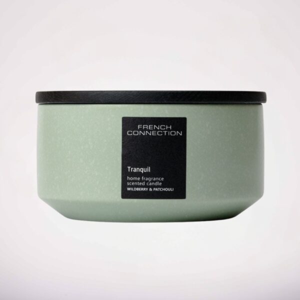 נר Wildberry & Patchouli
